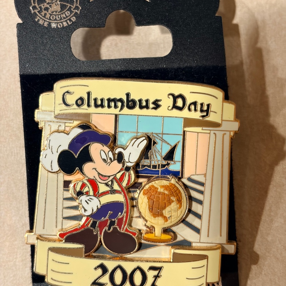 Disney Columbus Day 2007 Limited Edition 1000 NOC